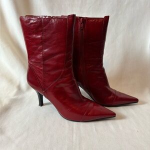 Nine West Size 7 Elegant Red Leather Women's Boots